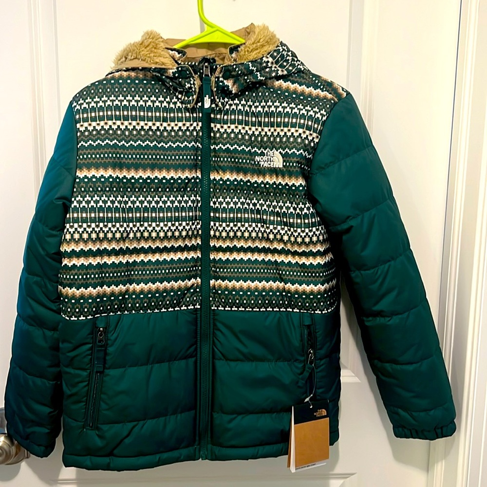 Brand New Boys size L (14/16) North Face Coat!